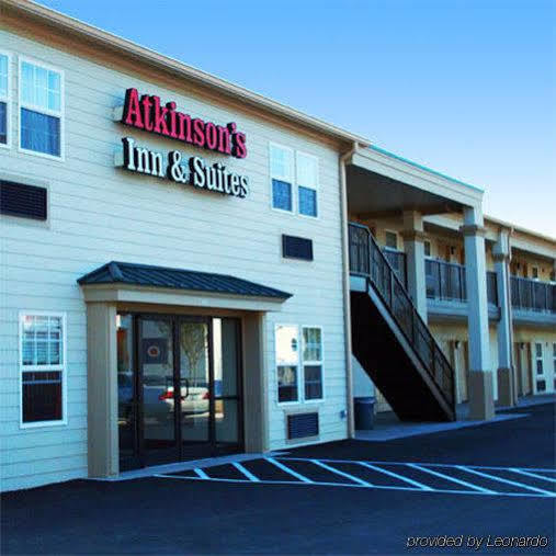 Atkinson Inn & Suites 兰伯顿 外观 照片