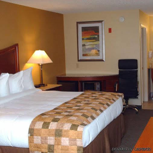Atkinson Inn & Suites 兰伯顿 客房 照片