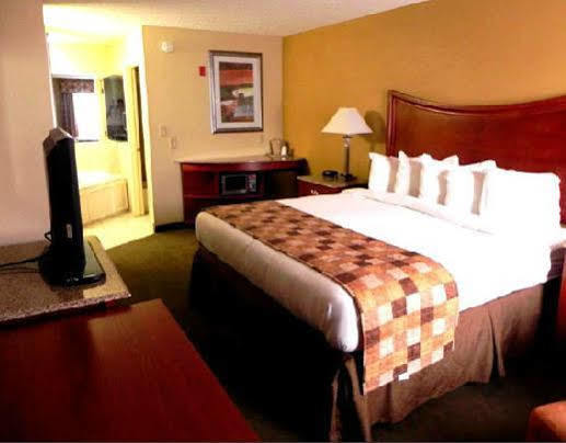 Atkinson Inn & Suites 兰伯顿 外观 照片