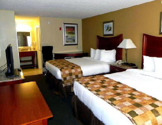 Atkinson Inn & Suites 兰伯顿 外观 照片