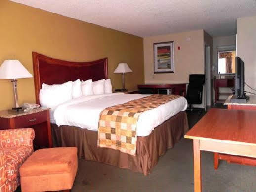 Atkinson Inn & Suites 兰伯顿 外观 照片